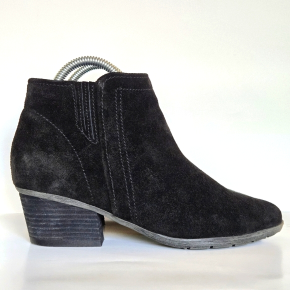 Blondo Valli Ankle Boots Black Suede Waterproof Heeled Bootie